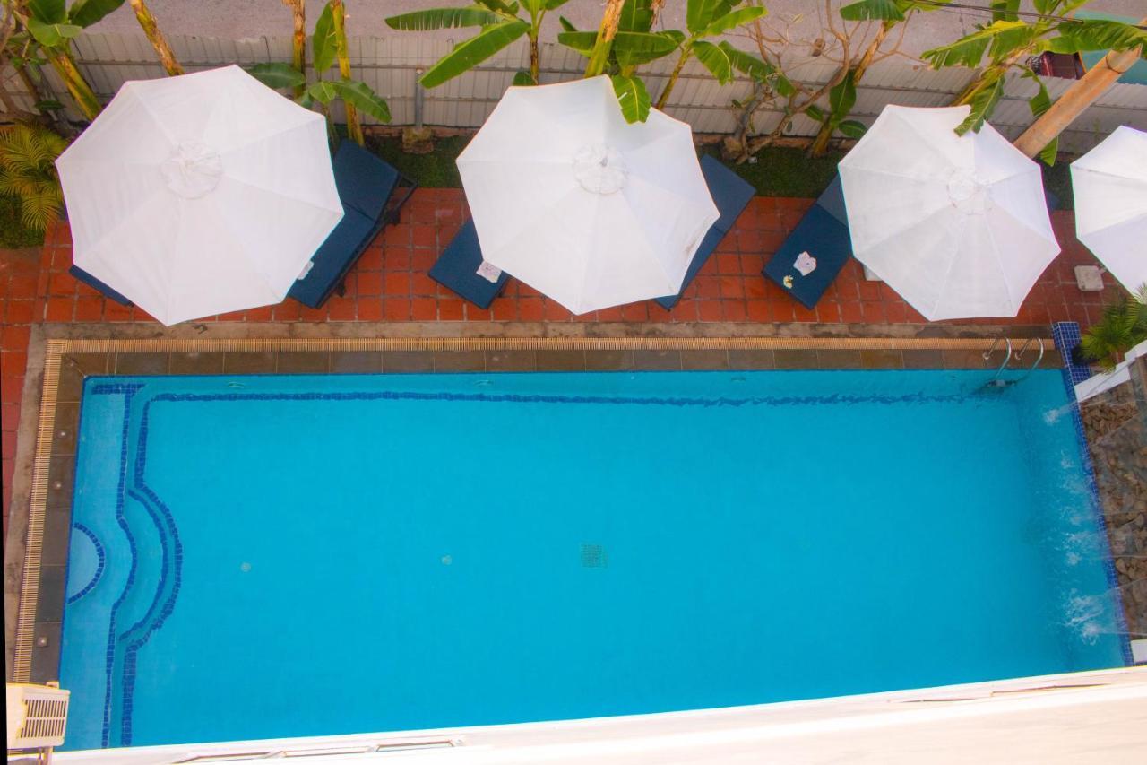 The Blanc Hotel